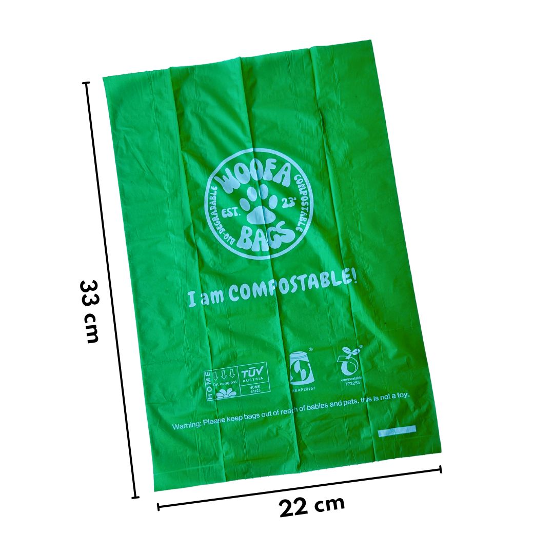 Eco-friendly compostable poo bag, measuring 33 cm x 22 cm